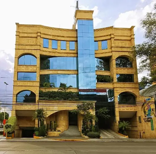 Lua 4* Mexico City